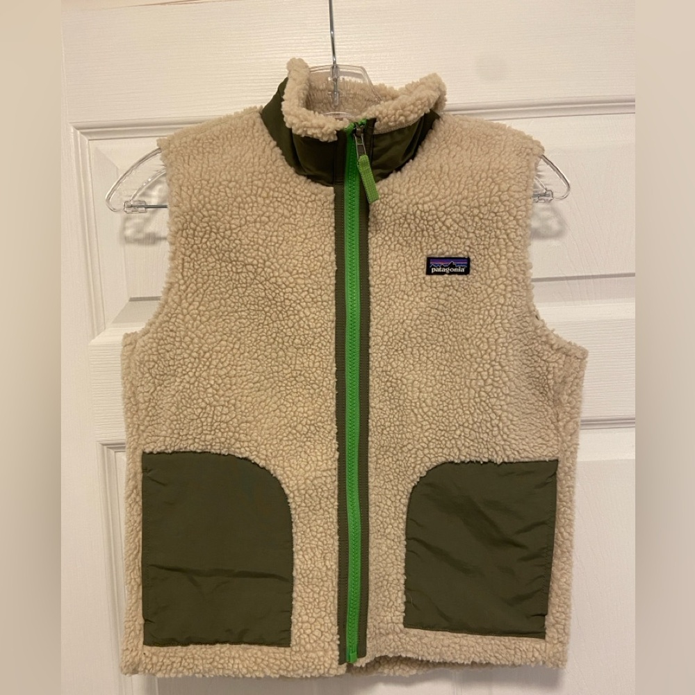 Patagonia Kids Fleece Vest in Cream and Green